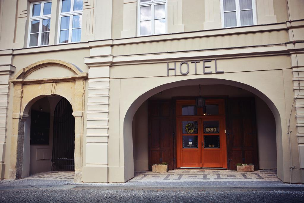 Hotel U Hradu Mlada Boleslav Exterior photo